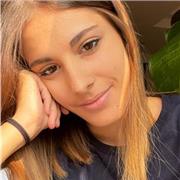 Sono una studentessa universitaria laureata in psicologia, offro lezioni di Italiano, inglese, storia, filosofia e matematica per elementari, medie e superiori